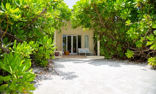Deluxe Beach Bungalow